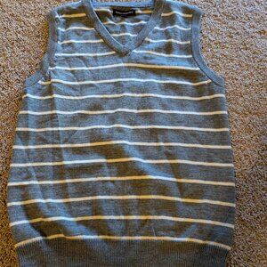 Express Design Studio 100% Merino Wool sweater vest size small